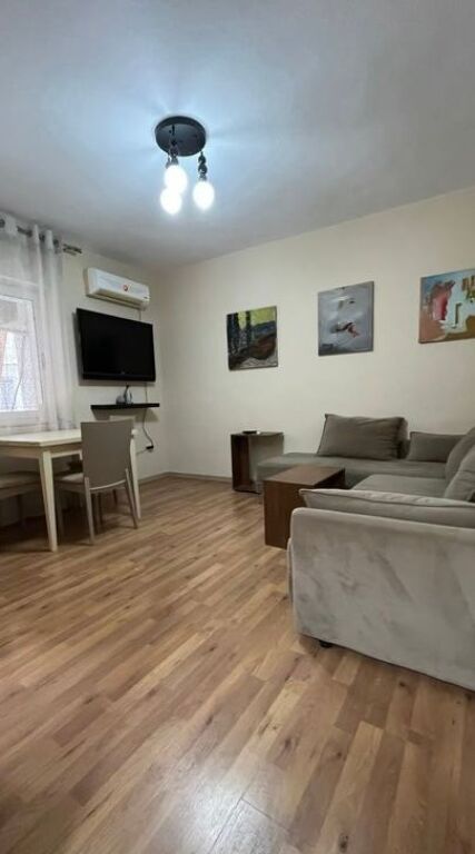 For rent, 2+1 Apartment, Durrës Street, Tirana