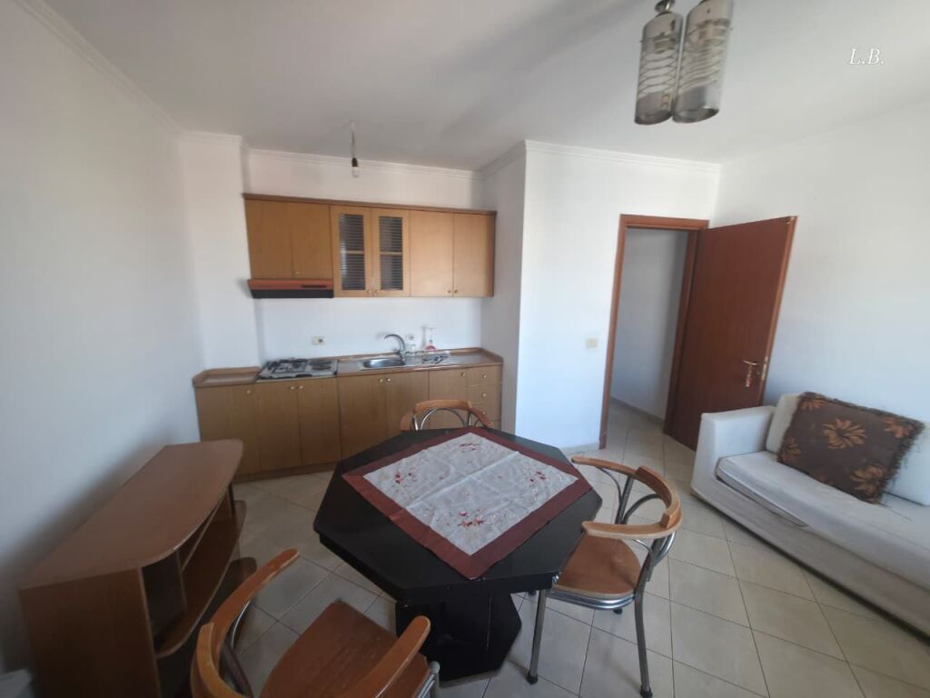Appartamento - In Affitto - Centro Kristal, Tirana