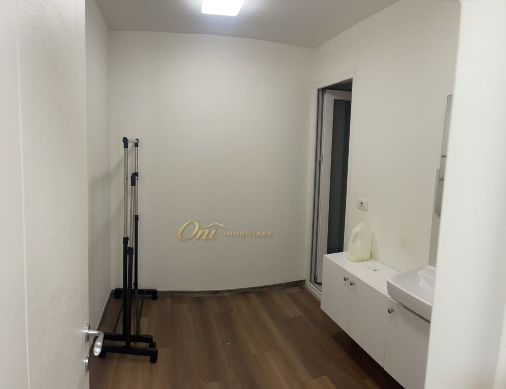 KAVAJES STREET OFFICE SPACE FOR RENT
