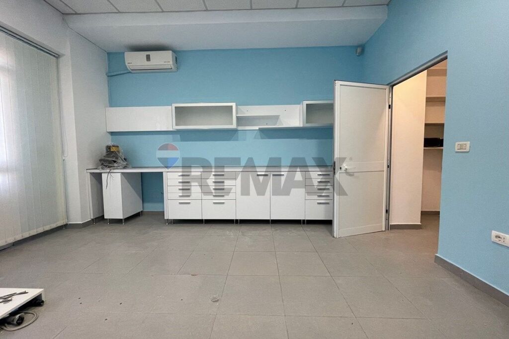 Business unit for rent on Zogu I Boulevard!