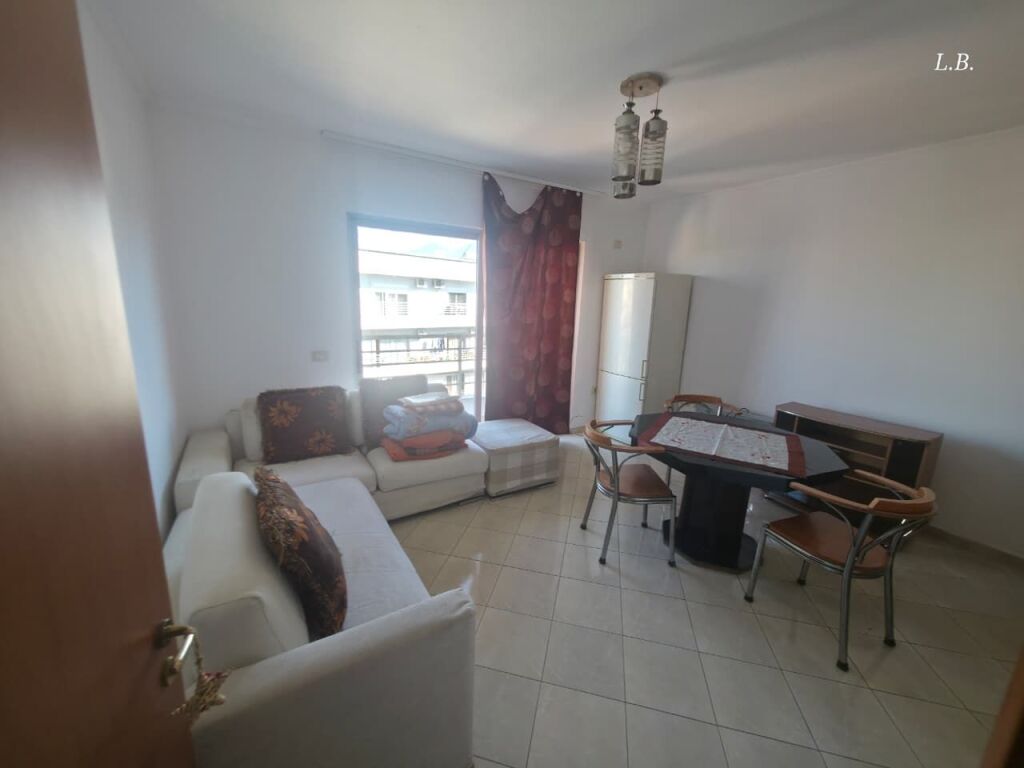 Appartamento - In Affitto - Centro Kristal, Tirana