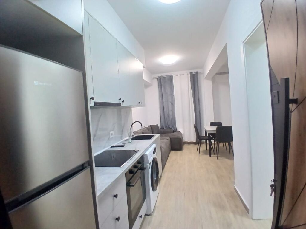 1+1 in affitto, Via 5 Maji, 48.000 lek