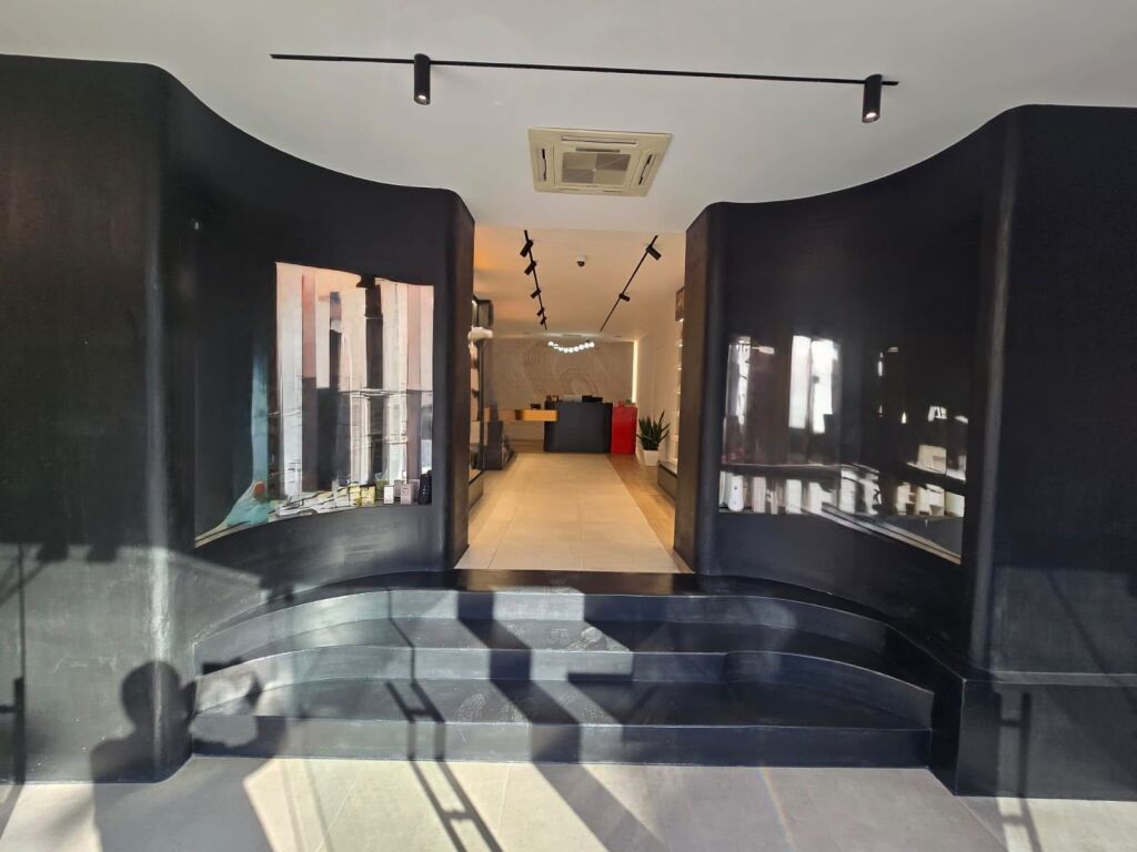 Negozio in Affitto Vicino a Vasil Shanto (ID BD21968) Tirana