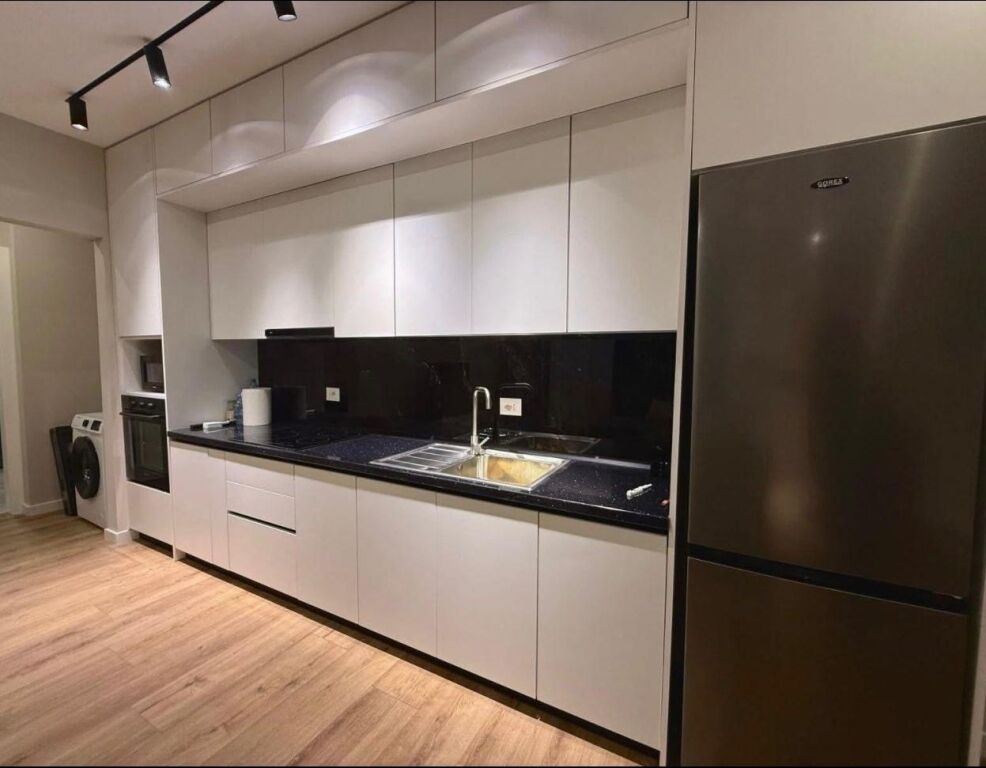 Liqeni Farkes, Rezidenca Lakeland apartament 1+1 me qira 60,000 leke