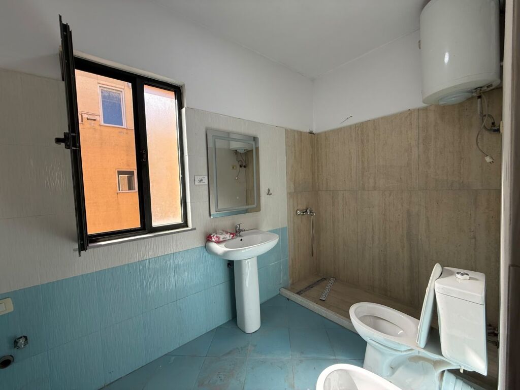 Qera, Apartament 2+1, Astir, pranë Bar Xhamero