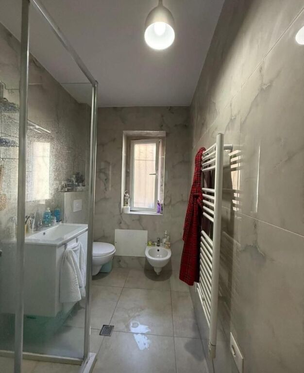 🏡 SHITET APARTAMENT 1+1 – BULEVARDI BAJRAM CURRI