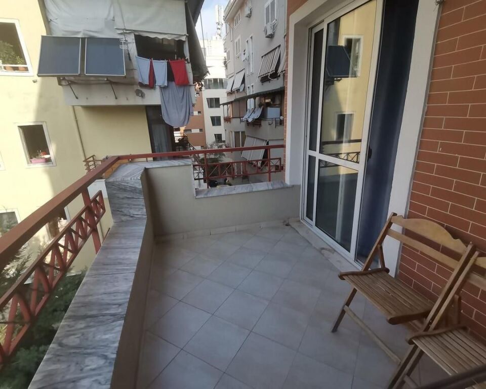 Super apartament 1+1 te Selitë, mbi supermerkato Xhangolli