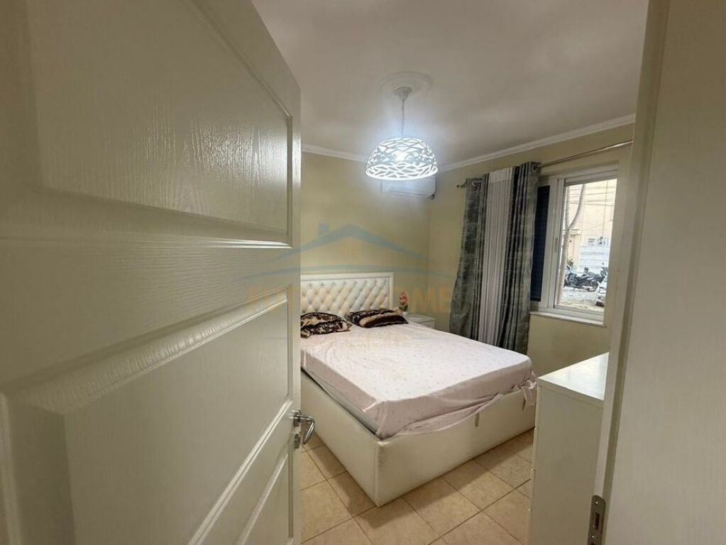 For rent, 2+1 apartment, Ferit Xhajko Street