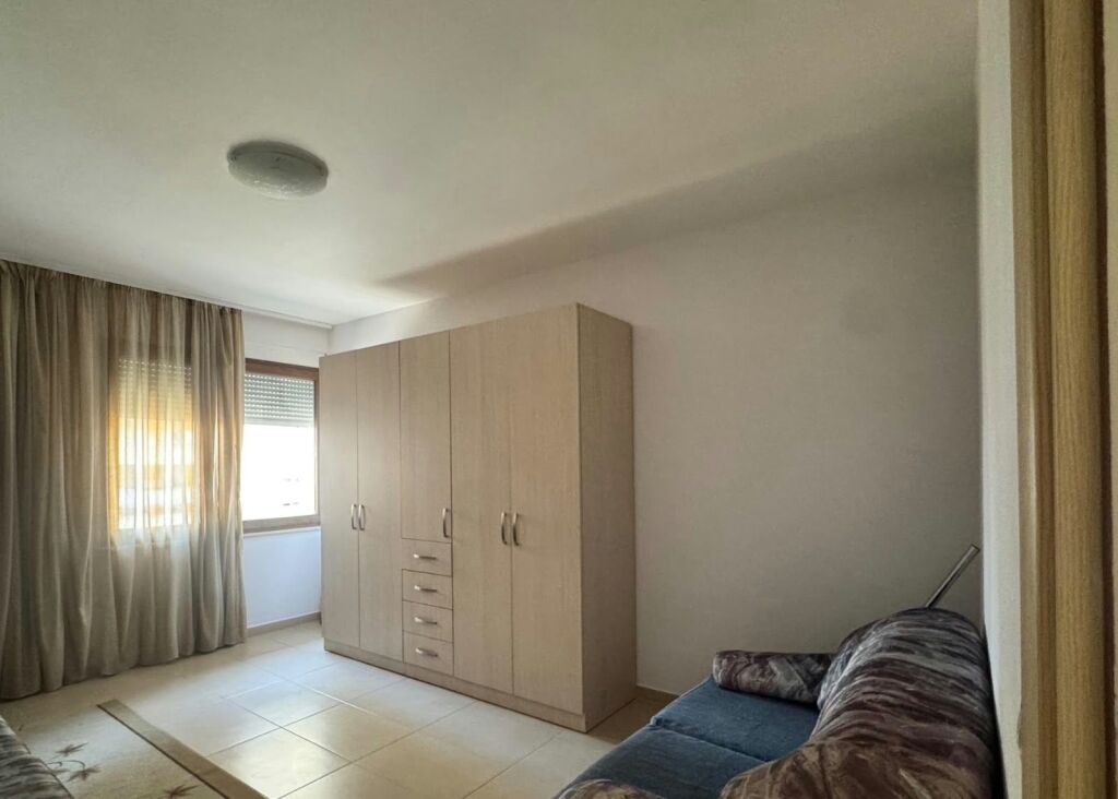 2+1 apartment for rent on Bogdaneve Street!