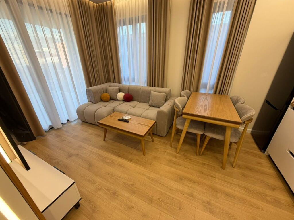 🏠 Super appartamento 1+1 in vendita  📍 Via 5 Maji, Tirana