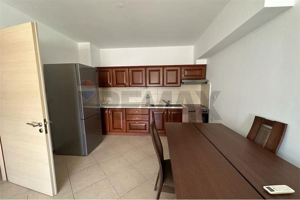 1+1 apartment at the complex contact