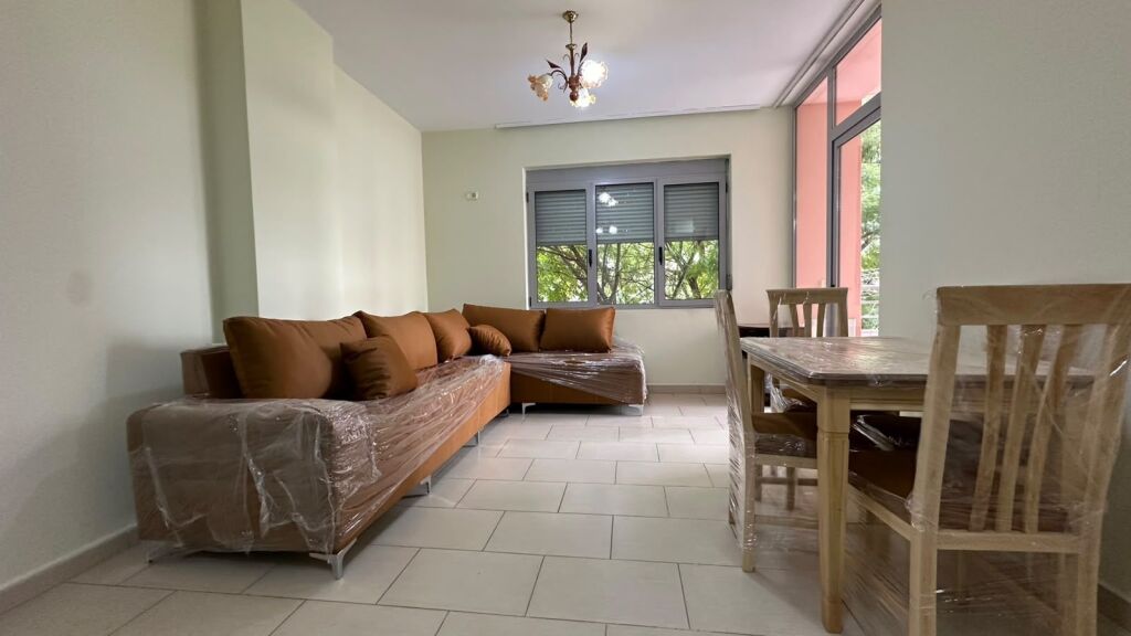 Apartament 2+1 per qira ne Fresk