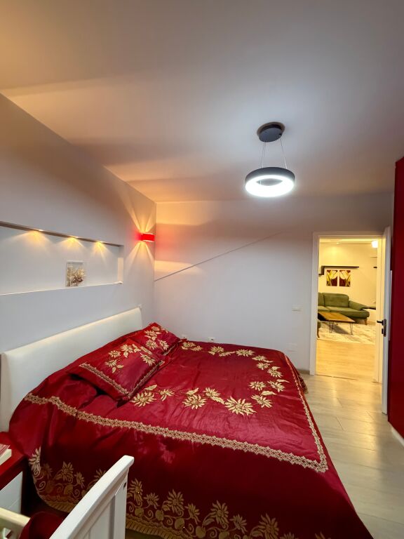SHITET APARTAMENT KOMUNA E PARISIT