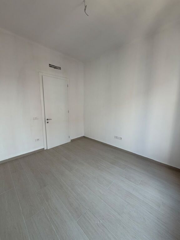 2+1+2 apartment for rent in Delijorgji