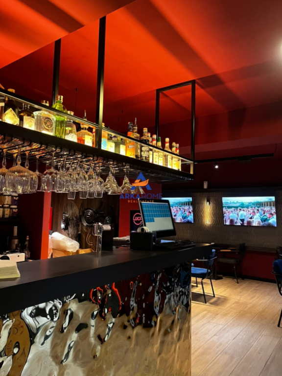 SHITET AMBIENT BIZNESI LOKAL 130 M2 "STADIUMI DINAMO" 780.000 EURO