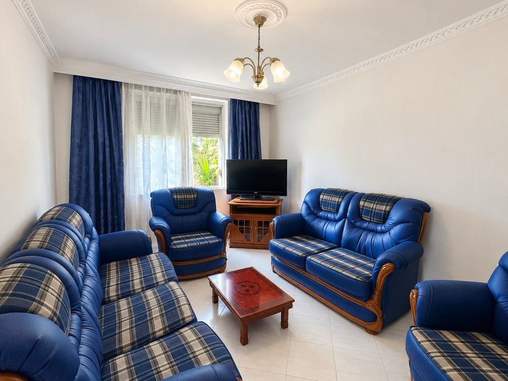 In vendita edificio residenziale a 2 piani a Kombinat, Tirana – Opportunità ideale per investimento!