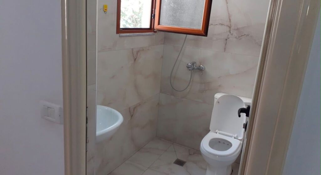 Qera | Shtëpi private 1 + 1 | Astir | 400 €/muaj