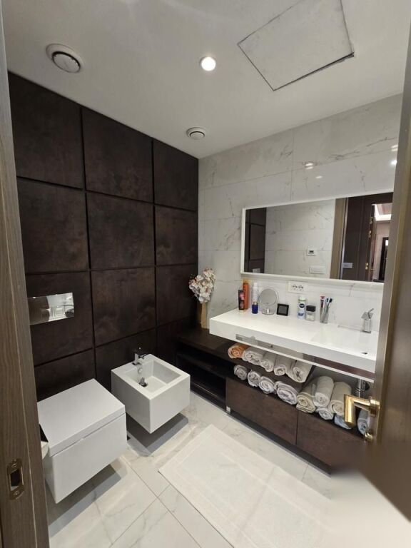 APARTAMENT PËR SHITJE – KOMUNA E PARISIT