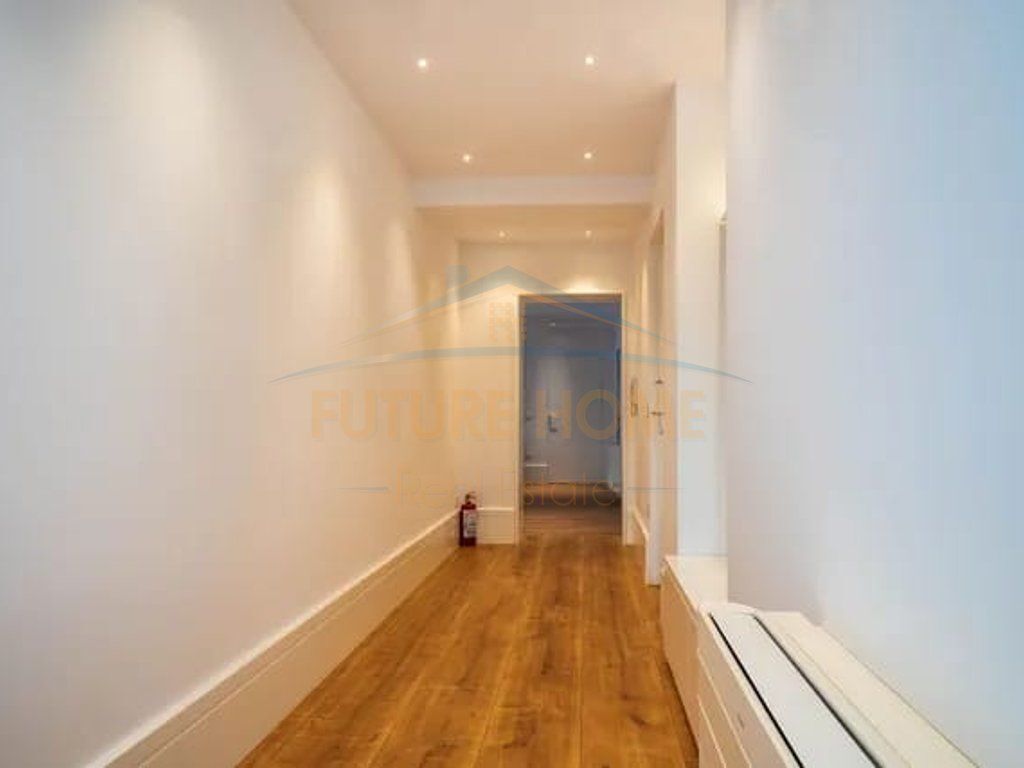 Qira, Penthouse 2+1+2+Post Parkimi, Kompleksi Nobis, Liqeni Artificial.