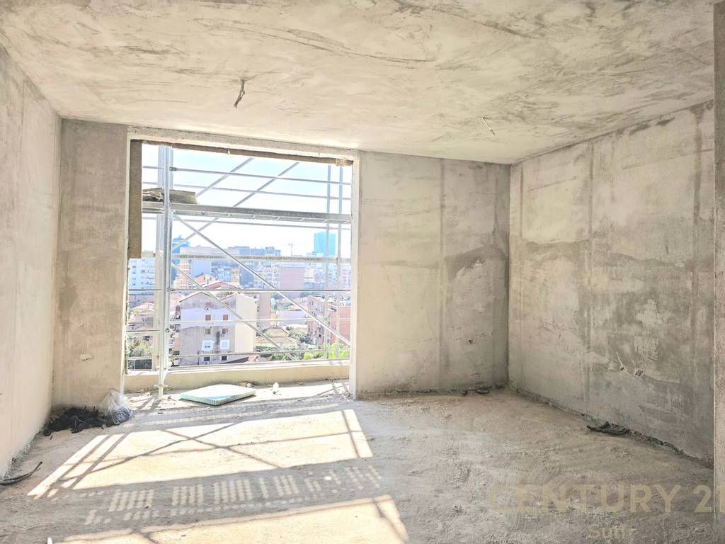 SHITET APARTAMENT 2+1+2 "DISPANSERIA"