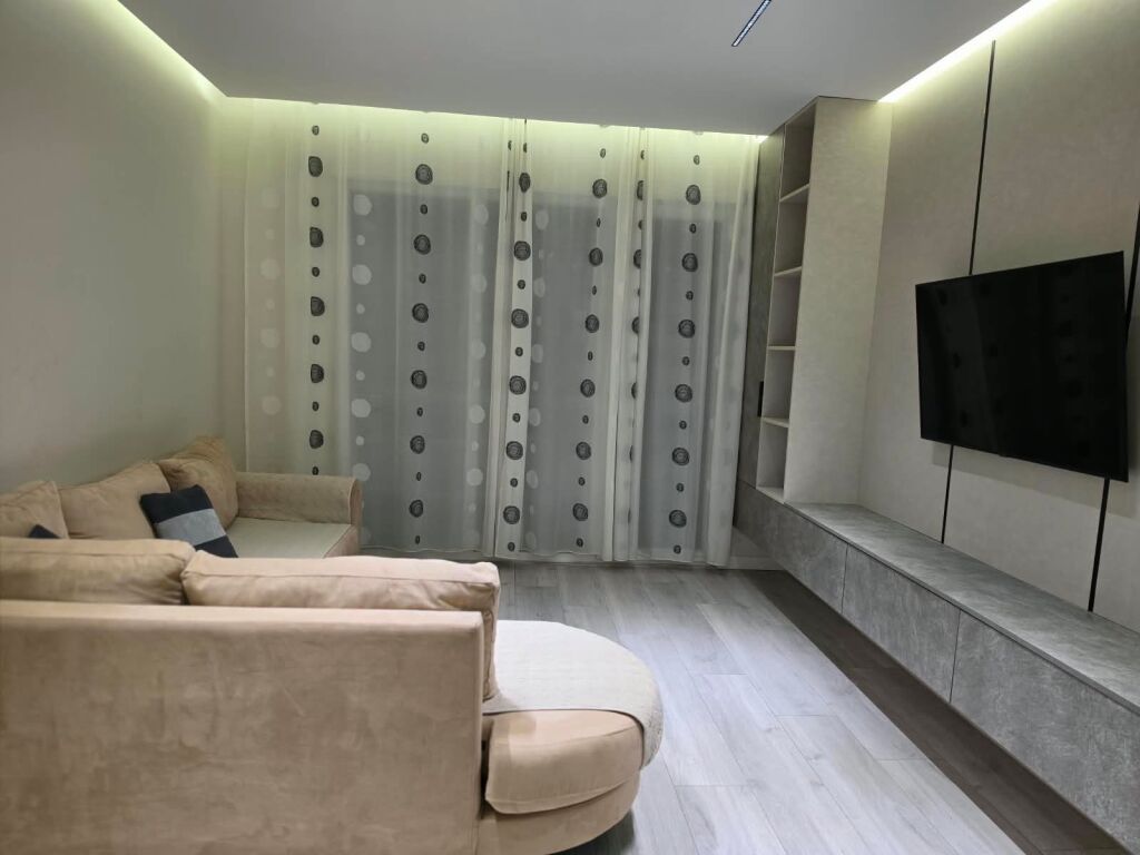 For rent 2+1+parking in Laprake at E88 75,000 lek