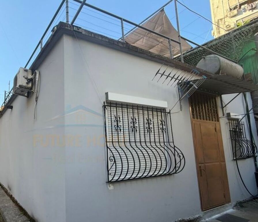 In affitto, edificio privato a 1 piano, Myslym Shyri, Tirana.