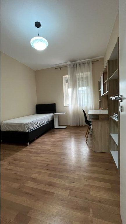 In affitto, appartamento 2+1, Via di Durazzo, Tirana
