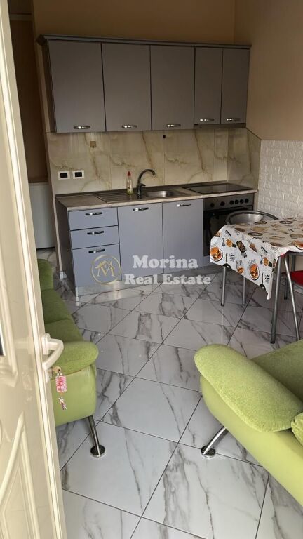 Qera | Shtëpi private 1 + 1 | Spitali Nene Tereza | 300 €/muaj