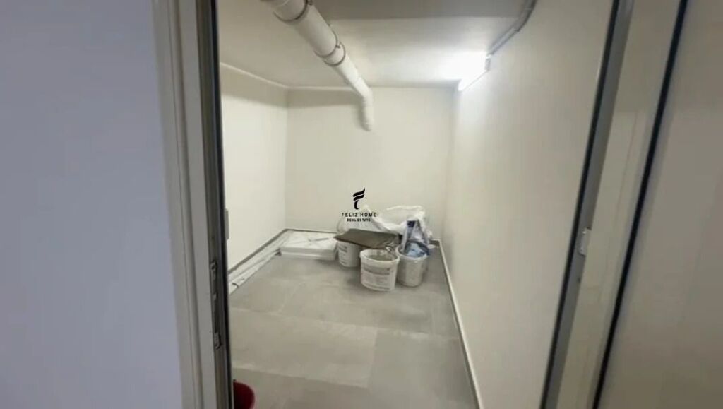 SHOP FOR RENT 130 M2 VASIL SHANTO 140,000 LEKE FH-99547