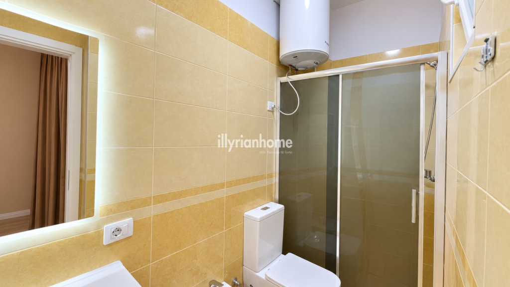 JEPET ME QIRA | APARTAMENT 2+1 + GARAZH | PRANË XHAMISË SË SELITËS