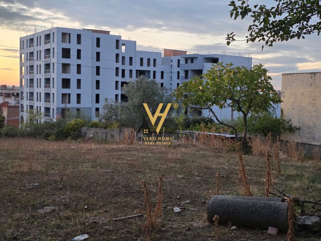VENDESI APPARTAMENTO 2+1+2+BLK AD ALI DEM 190.000 EURO