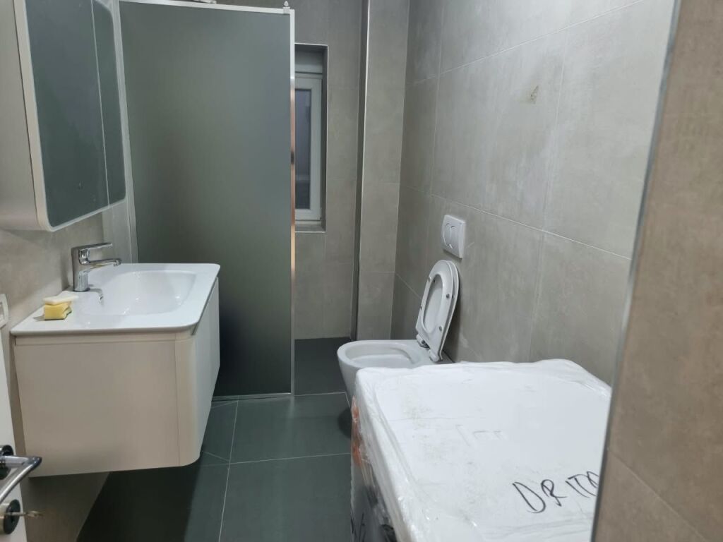 In affitto 2+1+1 Ali Demi 500 mila lek