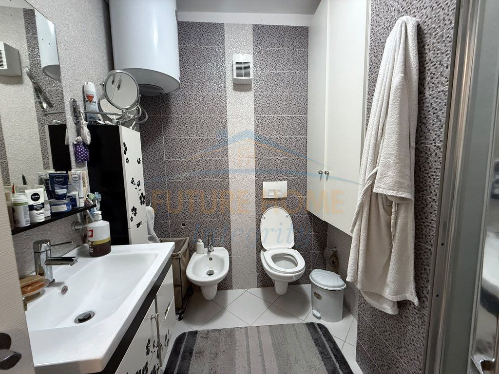 For sale, Penthouse 4+1+2+2 Parking Spaces+Veranda, Ali Demi, Tirana.
