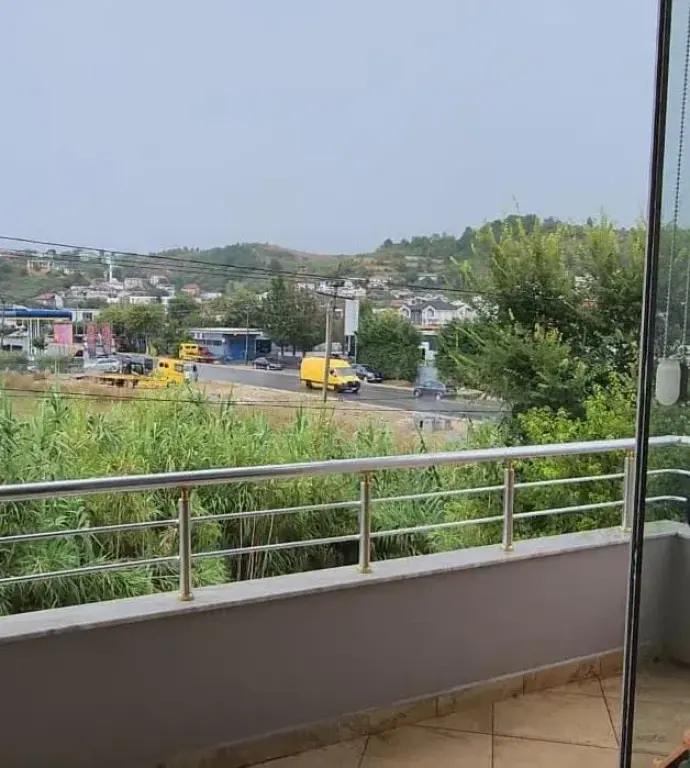 Qera | Ambjent Biznesi | Vaqarr | 500 €/muaj