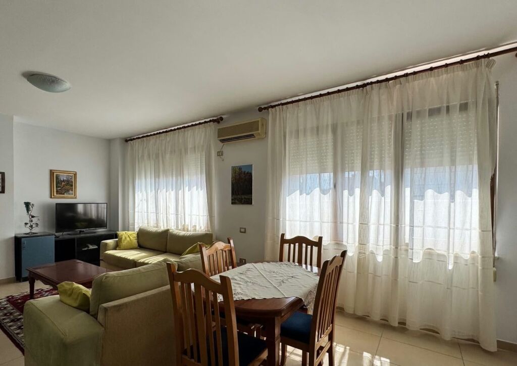 Appartamento 2+1 in affitto Via Bogdaneve !