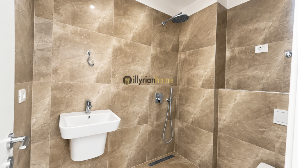 RENT | 2+1+2 APARTMENT – BARRIKADAVE STREET, NEAR “LIDHJA E PRIZRENIT” SCHOOL