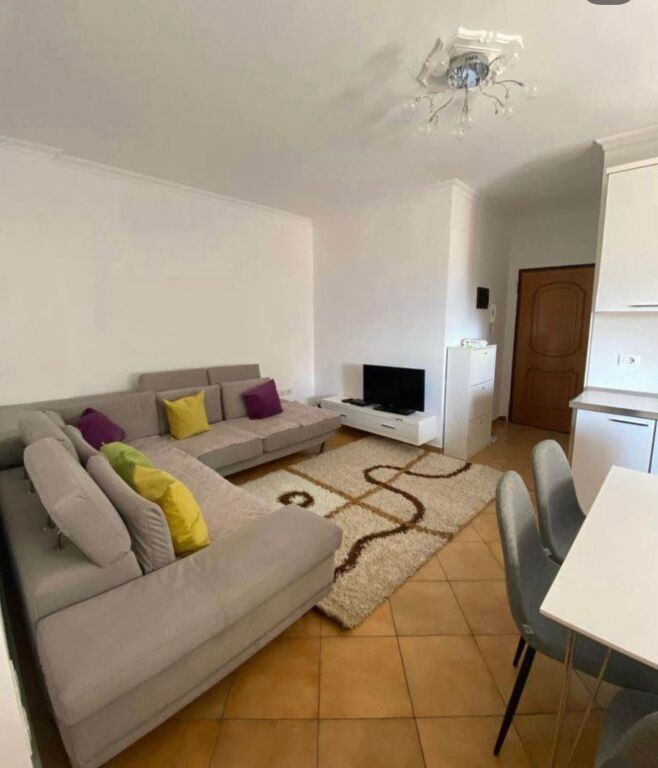 Apartment 2+1+2