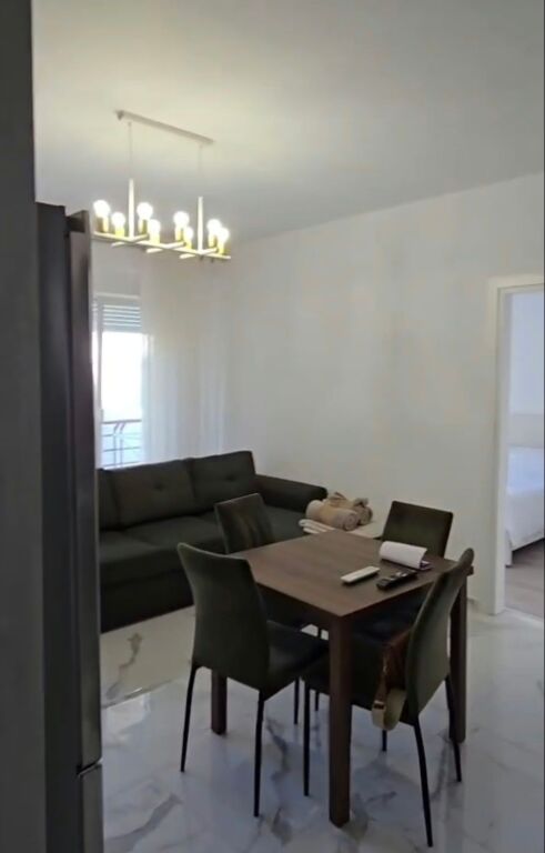 Jepet apartament 2+1 me qira tek Liqeni i Thate , Kompleksi FZ Construction Green Terraces , Rruga Hamdi Sina , prane Market Bani , Kopshti Botanik , Kopshti Zoologjik.