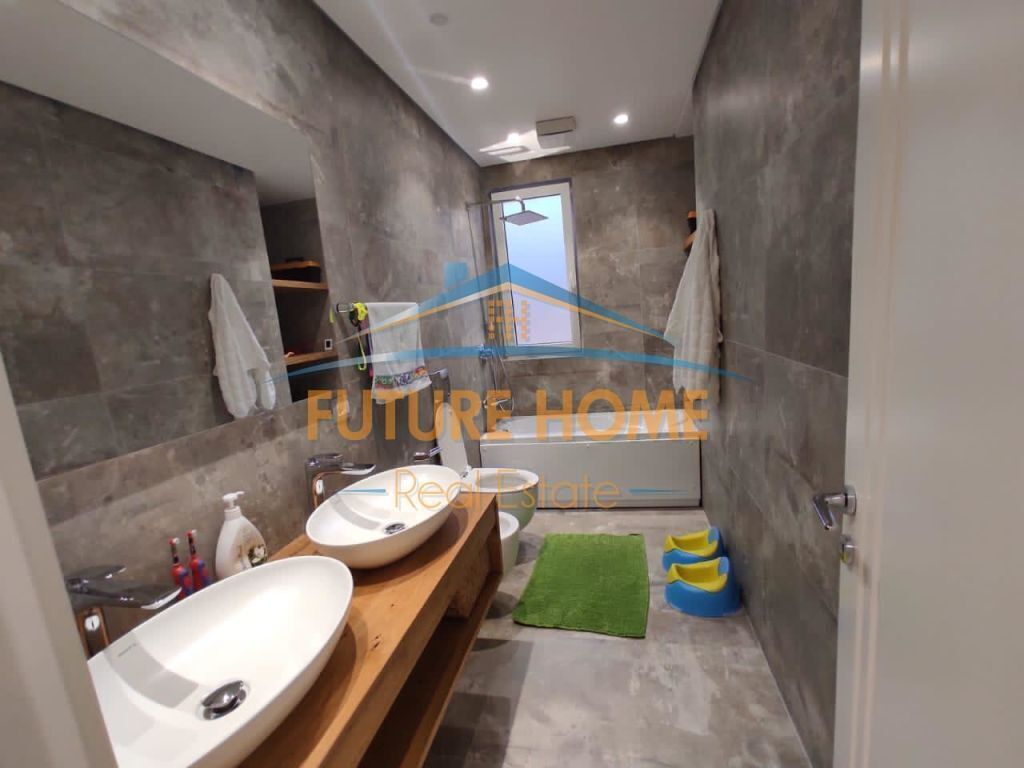 For rent, 2+1+2 apartment, Bllok