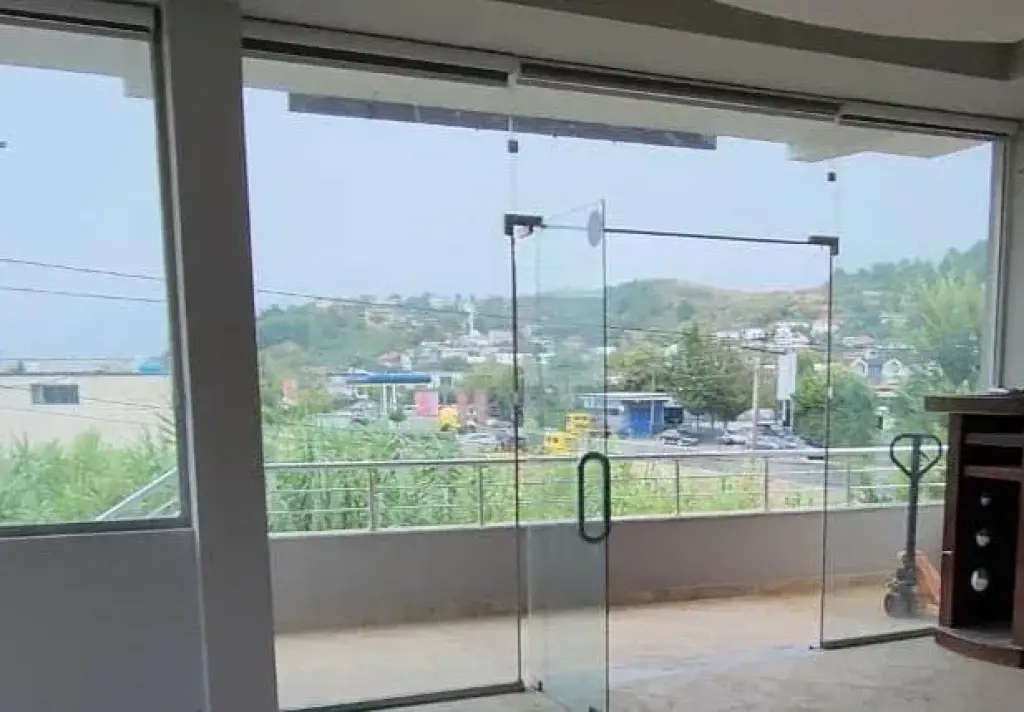 Qera | Ambjent Biznesi | Vaqarr | 500 €/muaj