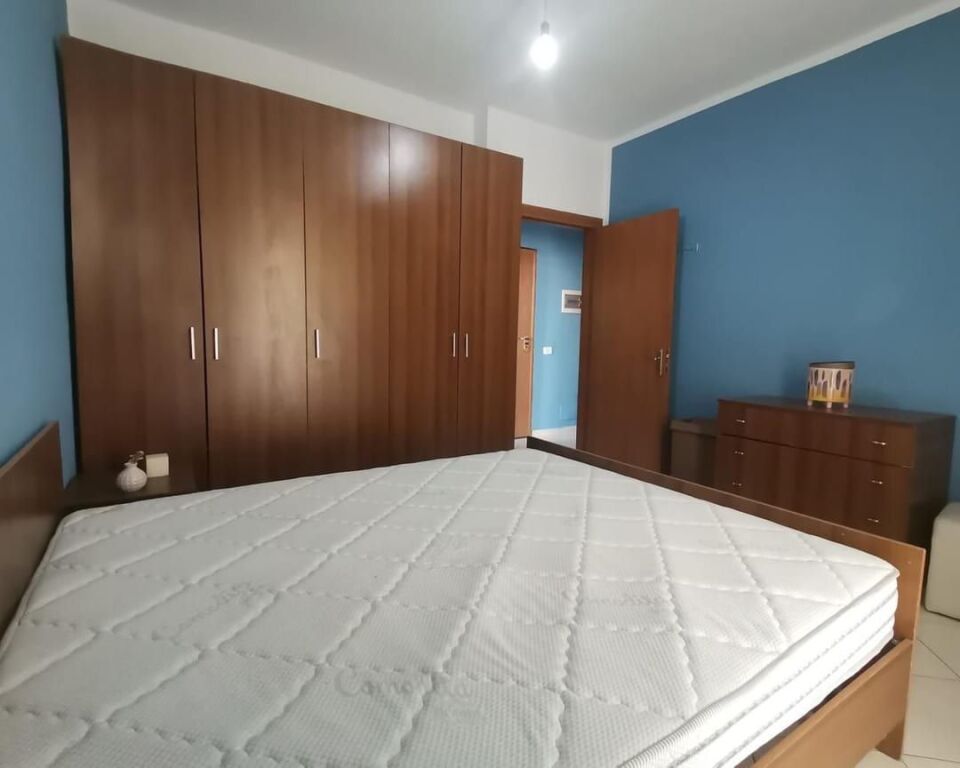 Super apartament 1+1 te Selitë, mbi supermerkato Xhangolli