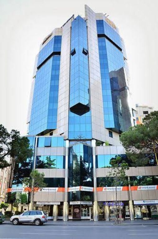 For rent, Business Premises, Twin Towers, Tirana.