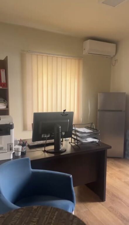 OFFICE FOR RENT 140M2 RRUGA E KOSOVAREVE 200.000 LEKE FH-99484