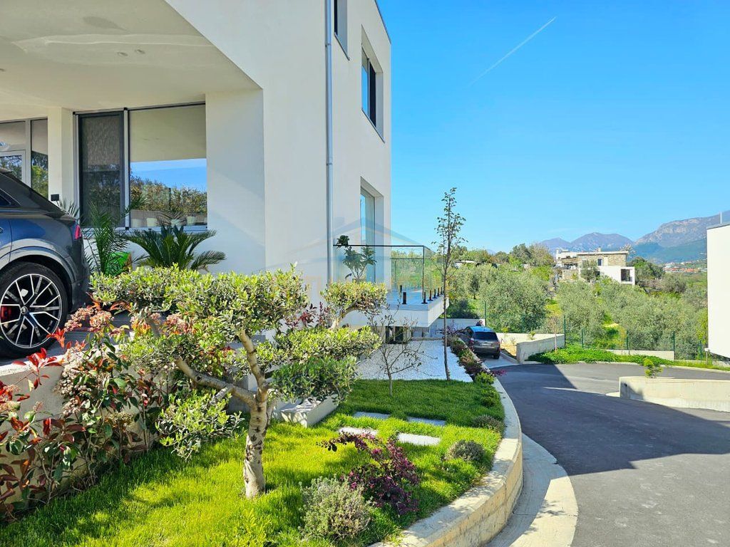 Affitto, Villa, Residenza Cuci 2, Farkë.
