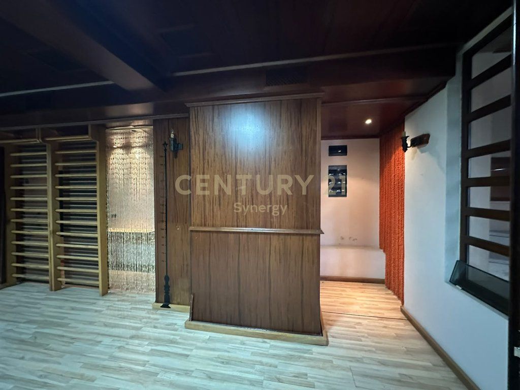 COMMERCIAL SPACE FOR RENT NEAR BAJRAM CURRI SCHOOL