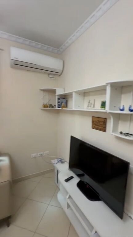 Jepet apartament 2+1+Verande me qera tek Zogu i Zi