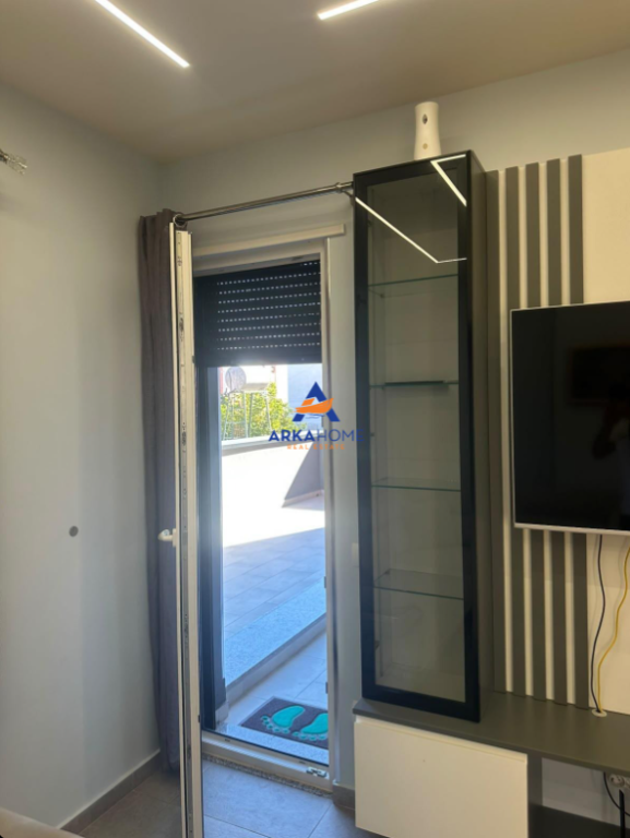 2+1 APARTMENT WITH BALCONY FOR RENT "KAMEZ" 45,000 LEKE
