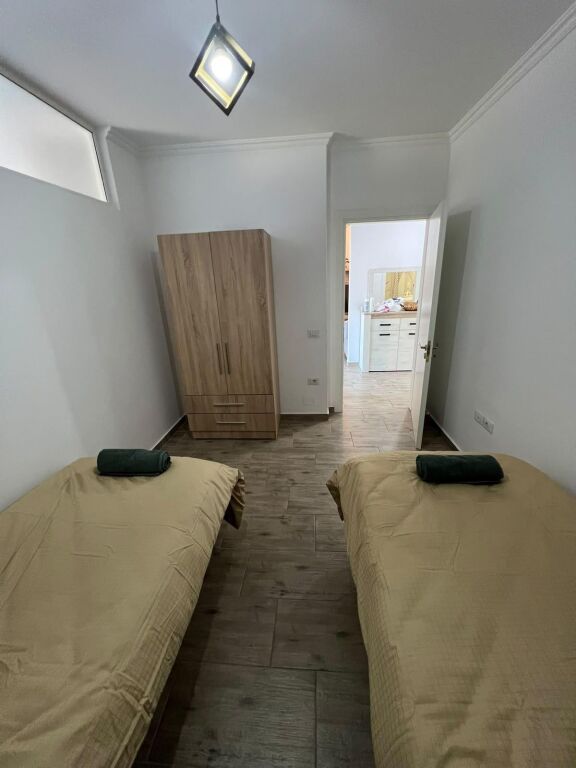 Jepet me qira apartament 2+1