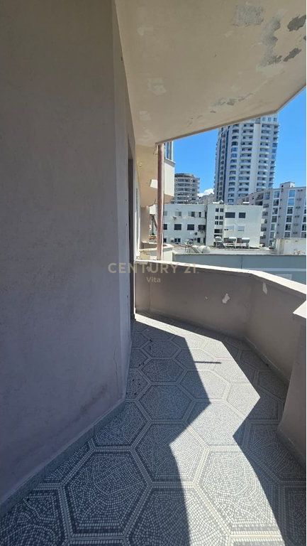 VENDESI APPARTAMENTO 2+1+2 VOLLGA, DURRES !!!
