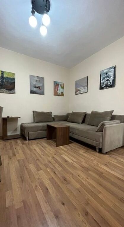 For rent, 2+1 Apartment, Durrës Street, Tirana